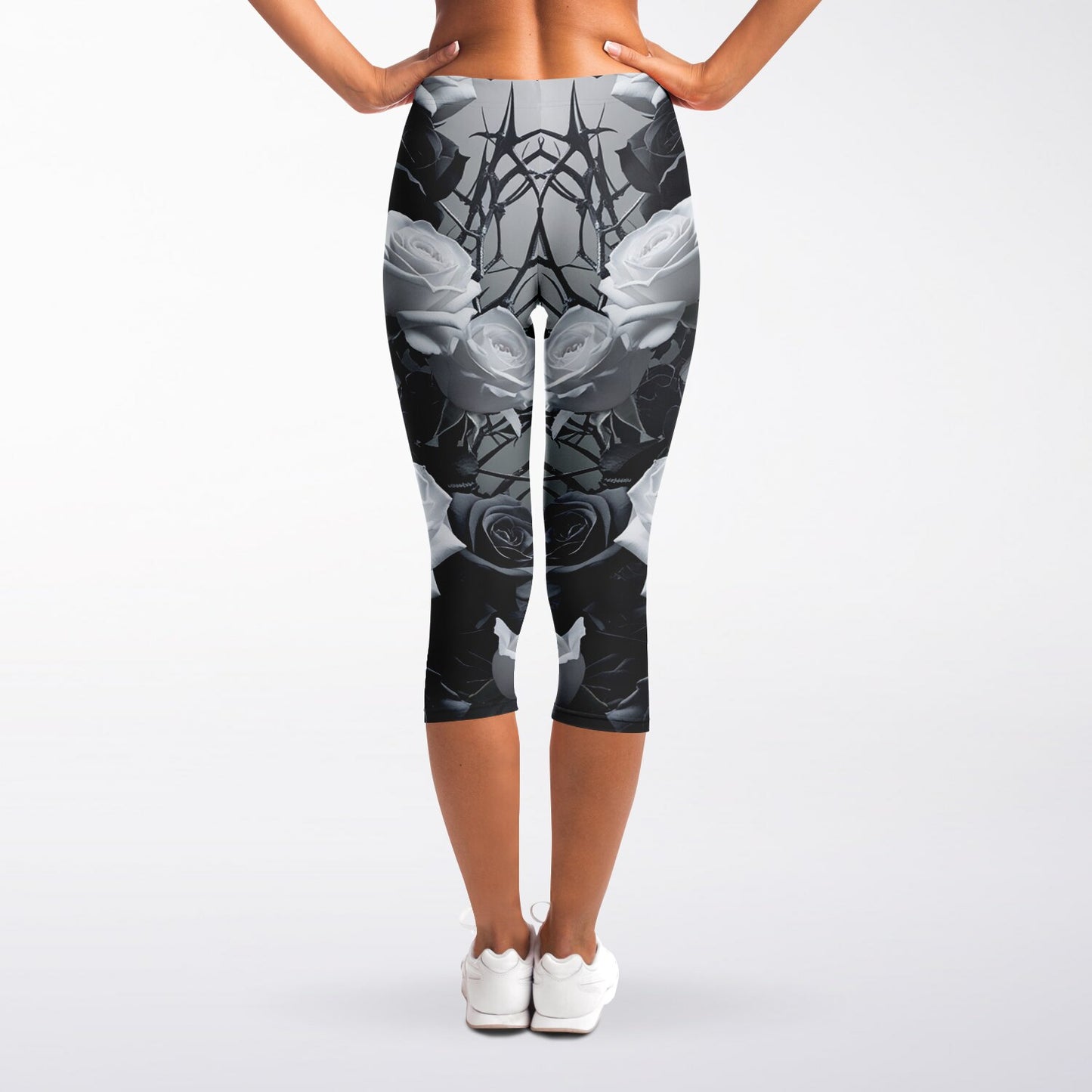 "Rosas y Espinas" - Lady Capri Leggings