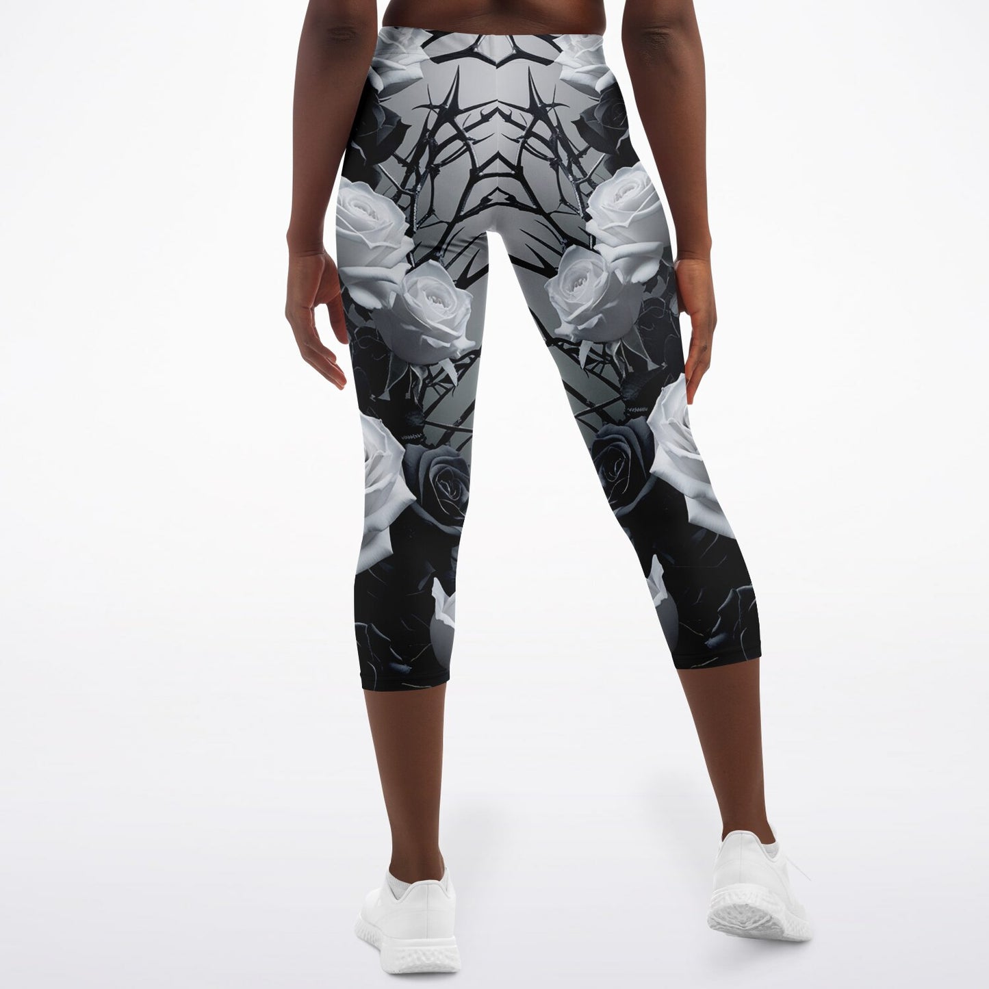 "Rosas y Espinas" - Lady Capri Leggings